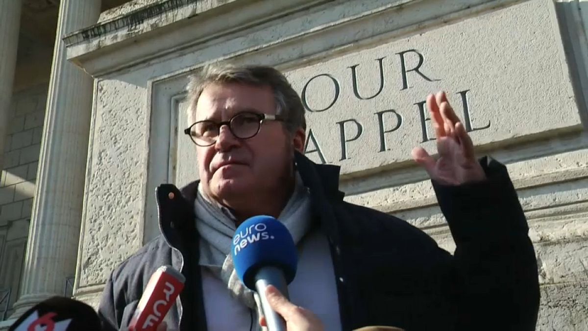 Давид против Голиафа: во Франции фермер подал иск против корпорации "Монсанто"