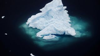 Grönland'da bir buzdağı