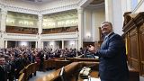 Ucrânia coloca na Constituição compromisso com UE e NATO