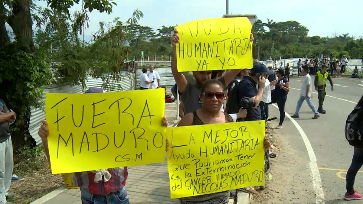 L'aide humanitaire reste bloquée à la frontière vénézuélienne