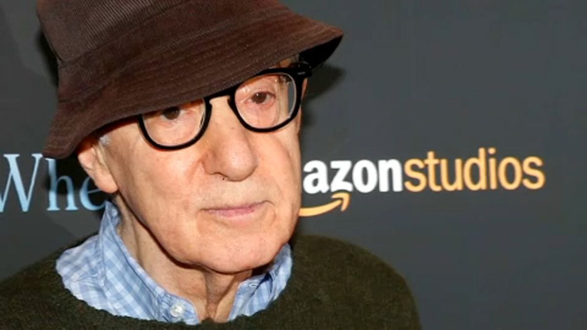Woody Allen filmje bemutatásáért perel
