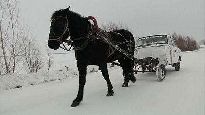 Rusya: Tatar öğretmenden karda ulaşıma ilginç çözüm