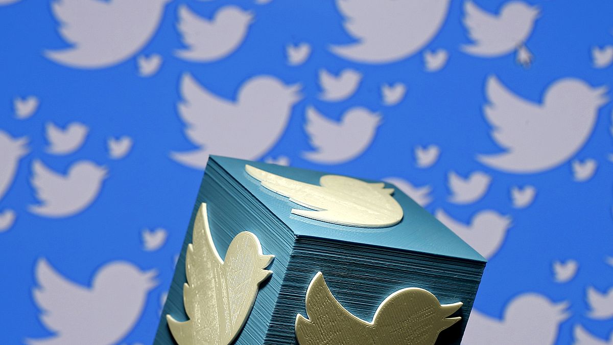 Twitter'a düzeltme değil 'açıklama' seçeneği gelecek