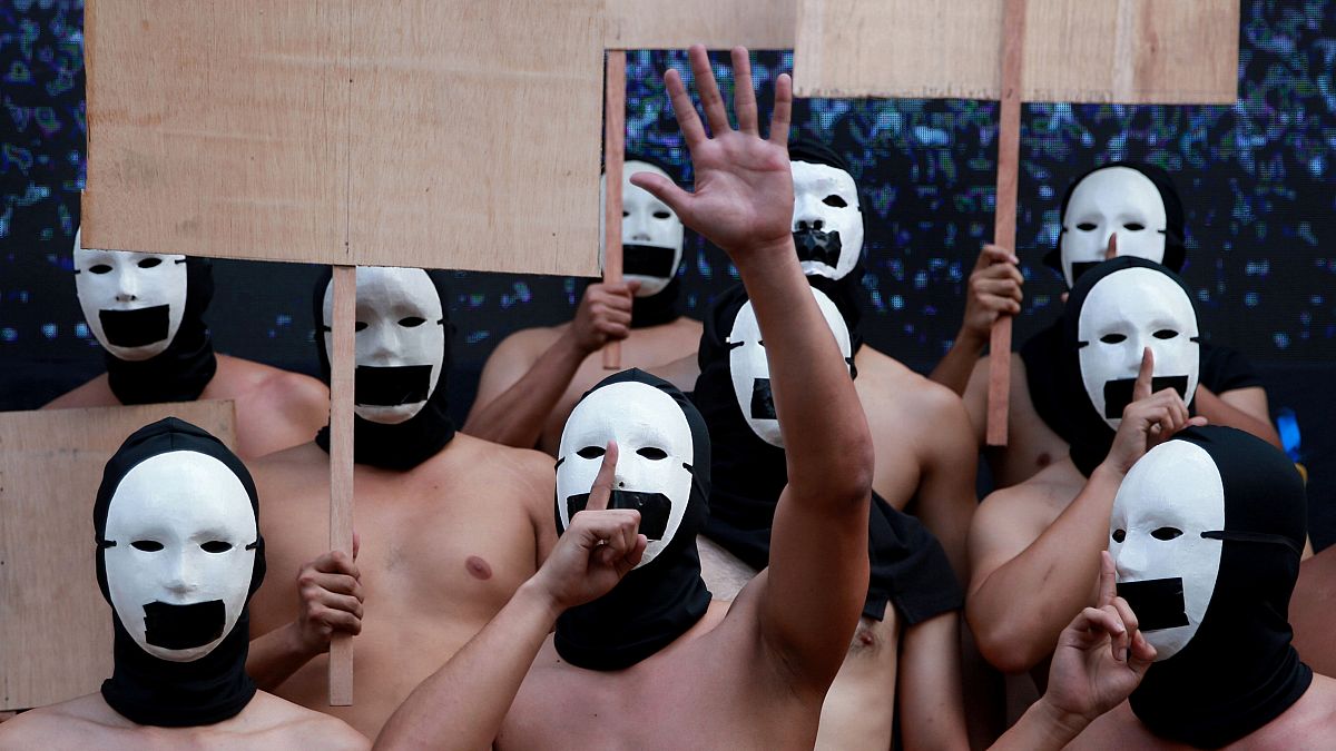 Philippine fraternity stages naked protest supporting freedom of expression