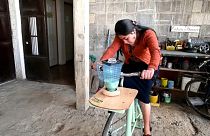 Guatemalans transform old bikes into machines