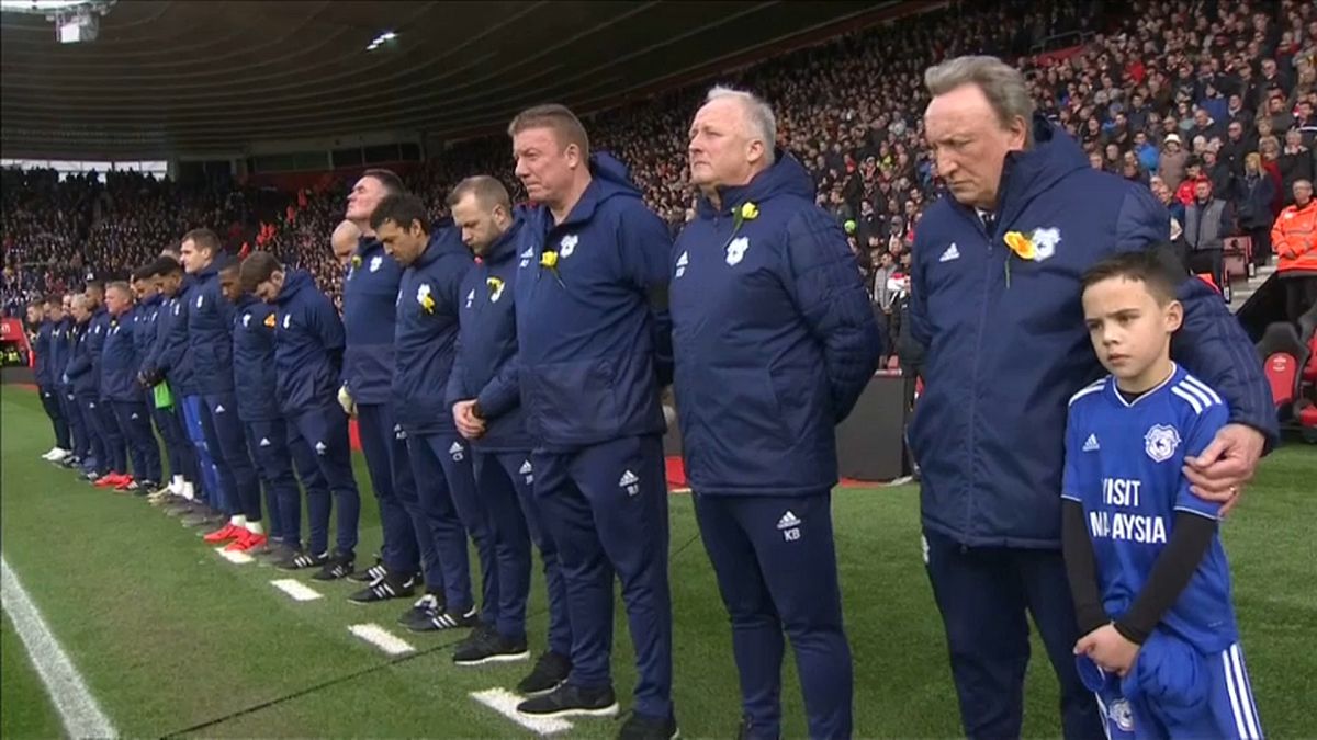 Cardiff City pay tribute to Emiliano Sala who died in a plane crash