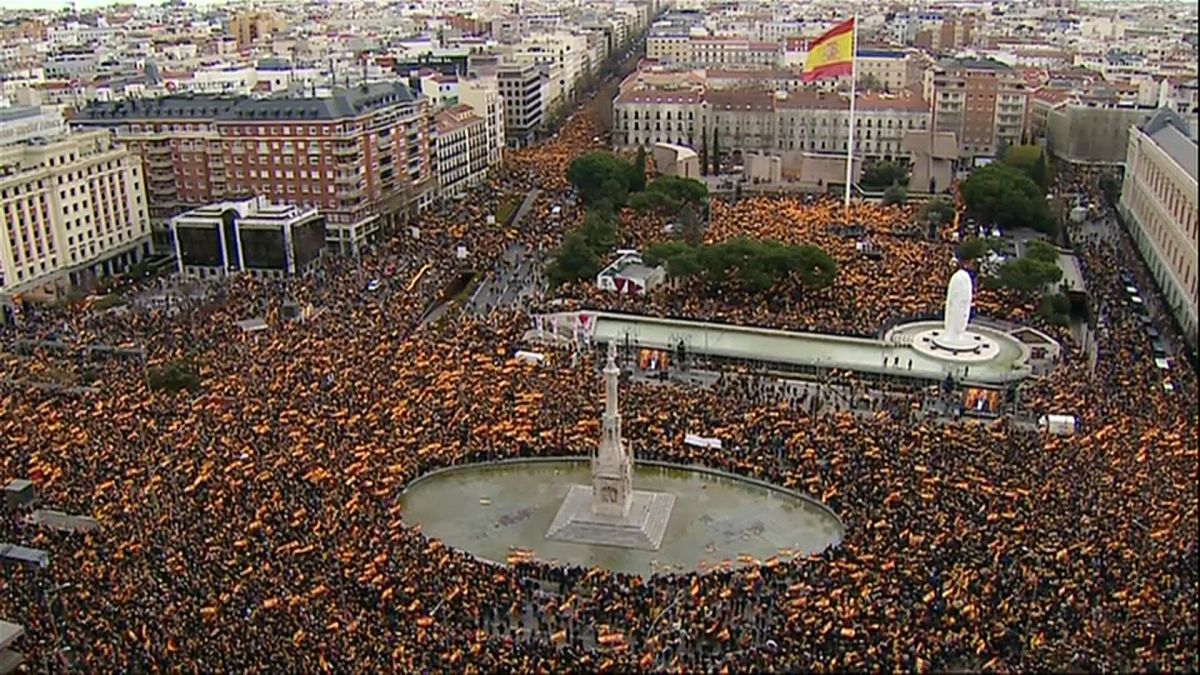 Kormányellenes tüntetés Madridban