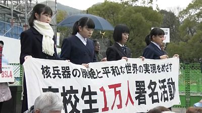 La protesta silenziosa delle vittime di Hiroshima e Nagasaki