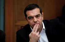 Reuters: Πώς ο Τσίπρας ελπίζει να λύσει τον γρίφο των εκλογών