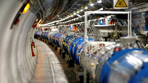 Ενισχύεται η συνεργασία Ελλάδας - CERN Ενισχύεται η συνεργασία Ελλάδας - CERN
