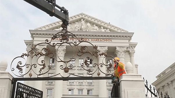 Из "Бывшей Югославской" в "Северную": Македония меняет название Из "Бывшей Югославской" в "Северную": Македония меняет название