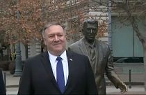 Először civilekkel találkozott Budapesten az amerikai külügyminiszter