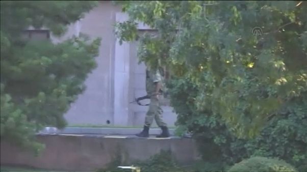 Turchia, 112 arresti tra i simpatizzanti di Gülen Turchia, 112 arresti tra i simpatizzanti di Gülen