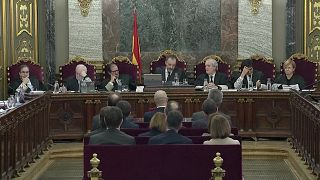A vádlottak padján 12 katalán politikus
