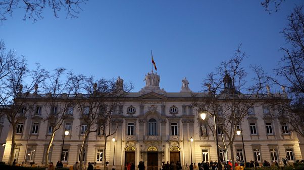 Le cose da sapere sul processo ai leader indipendentisti catalani Le cose da sapere sul processo ai leader indipendentisti catalani