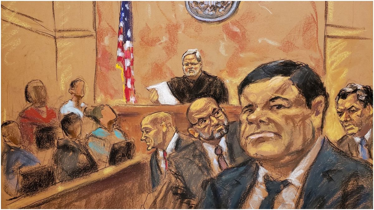 زعيم المخدرات المكسيكي خواكين "إل تشابو" غوزمان في محكمة بروكلين 
