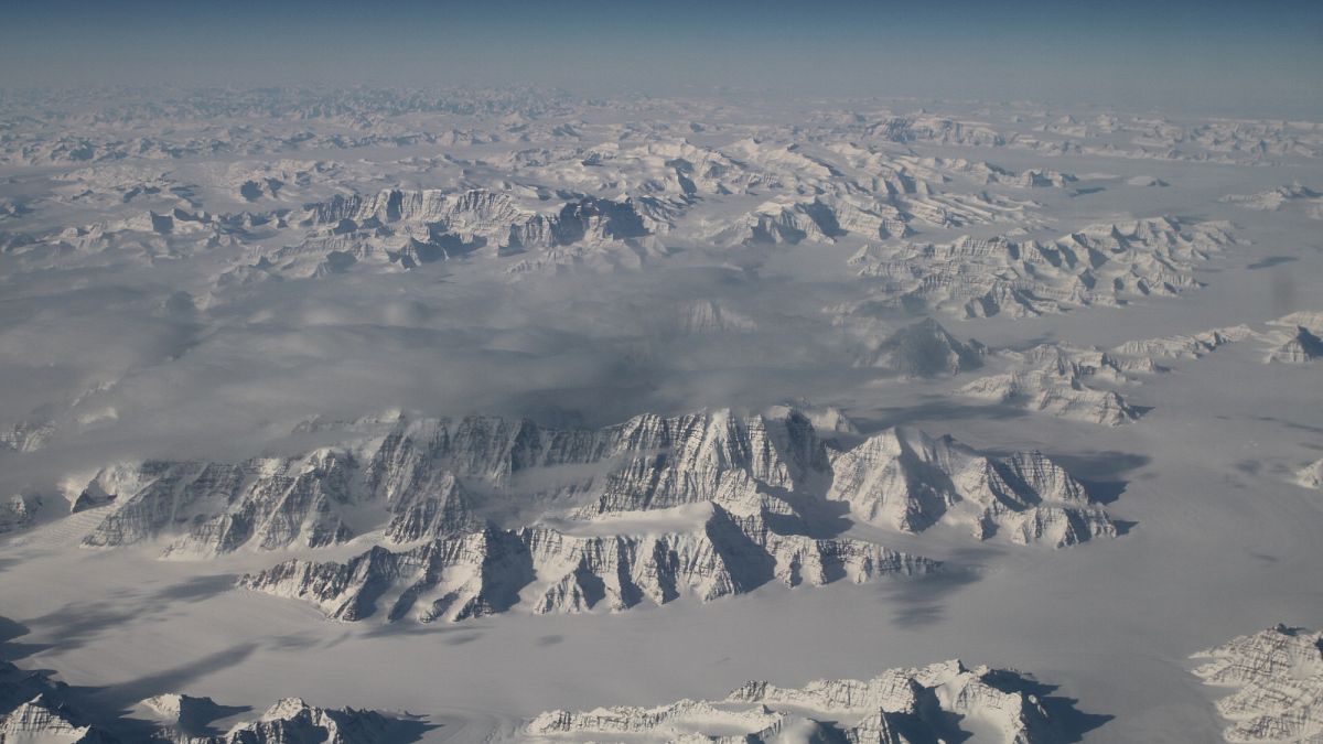 Grönland'da buzulların altında ikinci krater keşfedildi