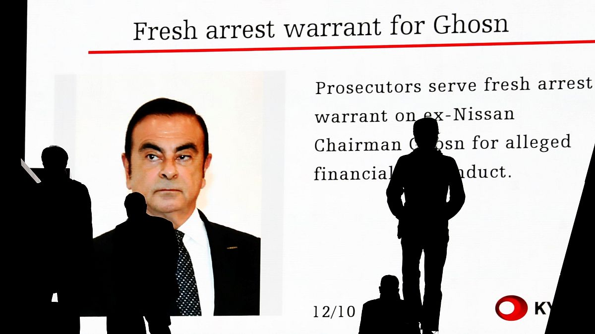 Carlos Ghosn stripped of €26m bonus for not turning up to work