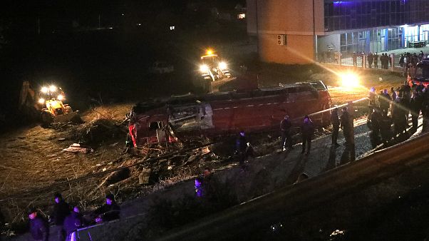 Διήμερο πένθος στη Βόρεια Μακεδονία για το πολύνεκρο τροχαίο Διήμερο πένθος στη Βόρεια Μακεδονία για το πολύνεκρο τροχαίο
