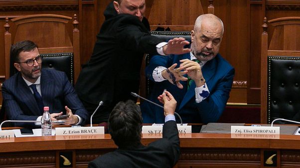 Επίθεση με μελάνι στον Έντι Ράμα Επίθεση με μελάνι στον Έντι Ράμα