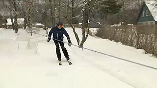 Ο 15χρονος που έφτιαξε πίστα σκι στην αυλή του