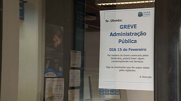 Greve fecha 90% das escolas e grande parte da Administração Pública Greve fecha 90% das escolas e grande parte da Administração Pública