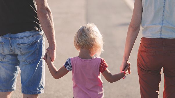 Родитель 1 и родитель 2 вместо матери и отца Родитель 1 и родитель 2 вместо матери и отца