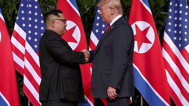 'Kuzey Kore lideri Kim, Trump ile ikinci zirve için 25 Şubat'ta Vietnam'da olacak' 'Kuzey Kore lideri Kim, Trump ile ikinci zirve için 25 Şubat'ta Vietnam'da olacak'
