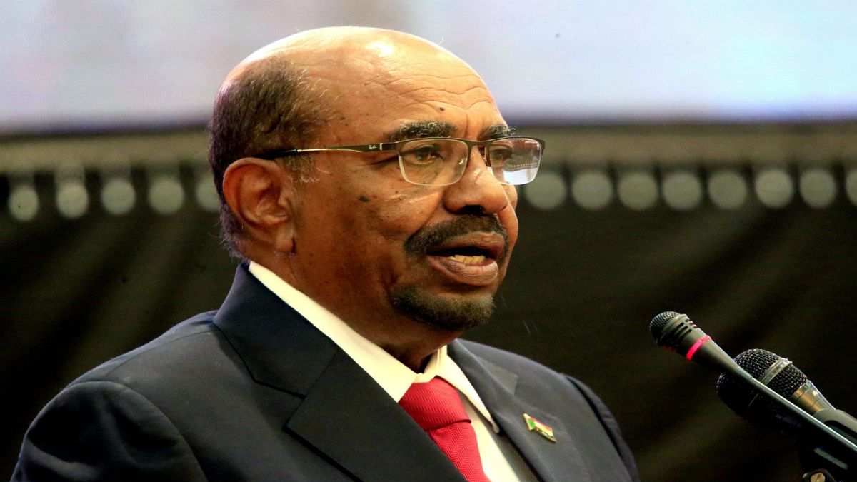 الرئيس السوداني عمر البشير يتحدث في العاصمة الخرطوم 