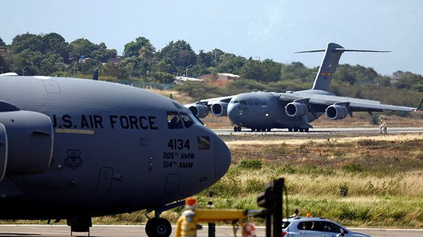 ABD'nin Venezuela için gönderdiği insani yardım malzemeleri Kolombiya'ya ulaştı ABD'nin Venezuela için gönderdiği insani yardım malzemeleri Kolombiya'ya ulaştı