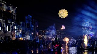 "La faute de la lune" au carnaval de Venise