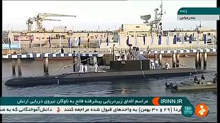 İran yüksek seyir füzeleriyle donattığı yerli denizaltını tanıttı: ABD üsleri menzilde