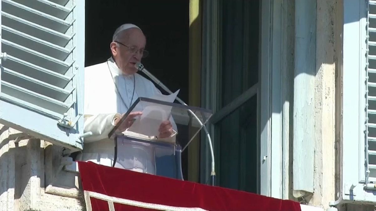 Papa Francesco: "La protezione dei minori è una sfida del nostro tempo"