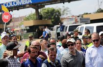 Αμερικανική αντιπροσωπεία στα σύνορα με τη Βενεζουέλα