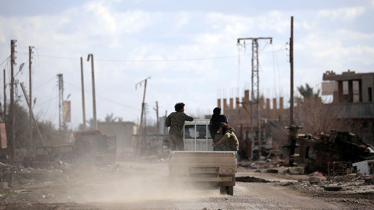 Курды готовятся к капитуляции ИГИЛ в Эль-Багузе