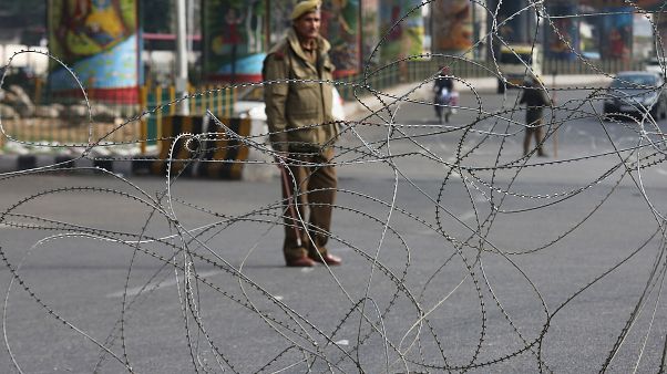 مقتل أربعة جنود هنود في كشمير خلال معركة مع مسلحين مقتل أربعة جنود هنود في كشمير خلال معركة مع مسلحين
