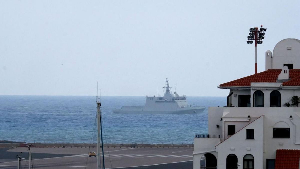 Gibraltar denuncia la incursión de un buque de la Armada que España niega