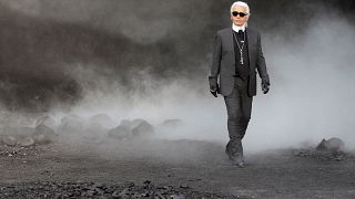 Muere Karl Lagerfeld, el mítico diseñador de Chanel