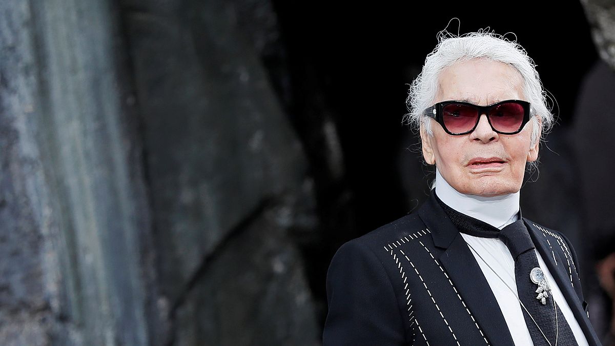 Πέθανε σε ηλικία 85 ετών ο γνωστός σχεδιαστής μόδας Καρλ Λάγκερφελντ