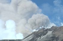 El Etna da tregua al tráfico aéreo