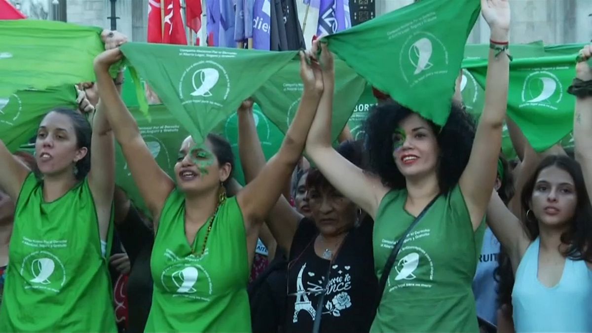Mobilização pró-lei do aborto volta às ruas da Argentina