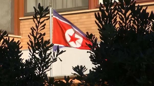 Ιταλία: Συνέχεια στο θρίλερ με τον πρέσβη της Β. Κορέας Ιταλία: Συνέχεια στο θρίλερ με τον πρέσβη της Β. Κορέας