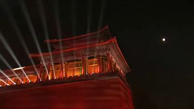 Spektakel zum Ende des chinesischen Neujahrsfestes