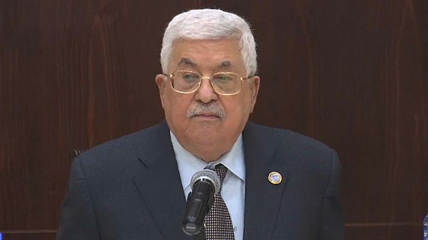 الرئيس الفلسطيني محمود عباس الرئيس الفلسطيني محمود عباس