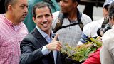 Guaidó quer desbloquear auxílio humanitário