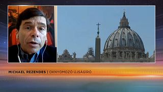 Kevesli a Vatikán lépéseit a botrányok egyikét feltáró újságíró
