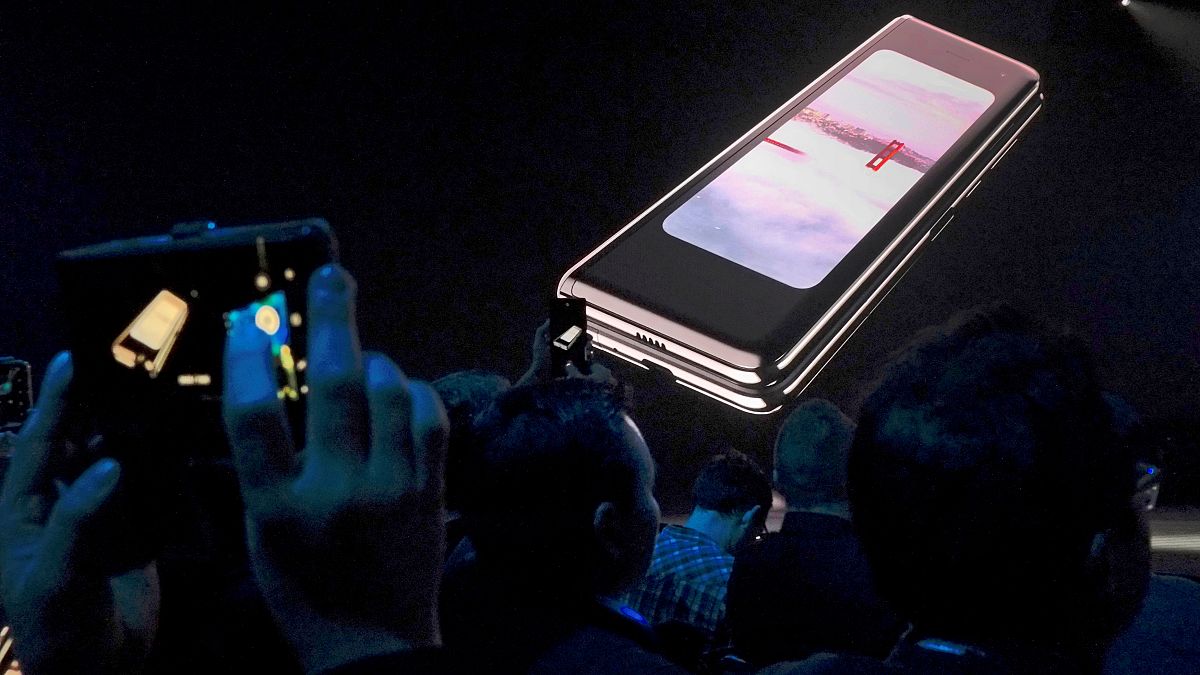Samsung 'Galaxy Fold', il primo smartphone pieghevole