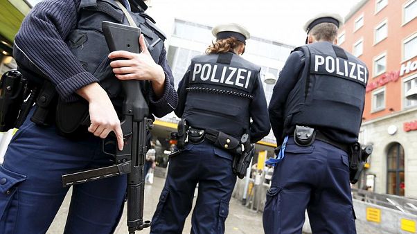 Täter erschoss sich selbst: Zwei Tote bei Schießerei in München Täter erschoss sich selbst: Zwei Tote bei Schießerei in München