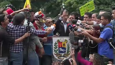 Βενεζουέλα: Στα σύνορα με την Κολομβία ο Γκουαϊδό