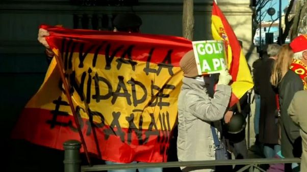 El Parlamento Europeo prohíbe un acto con Falange y Democracia Nacional El Parlamento Europeo prohíbe un acto con Falange y Democracia Nacional